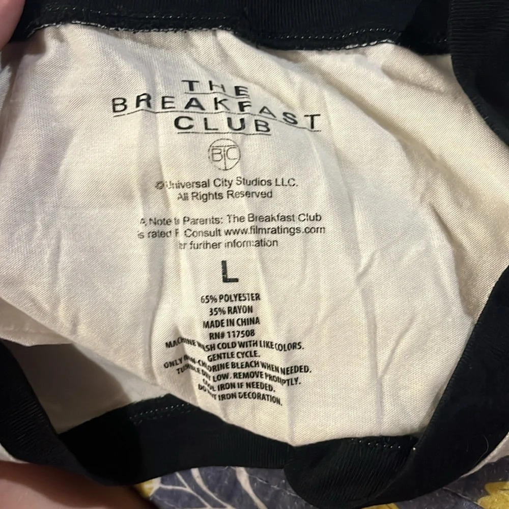FLASH SALE! The breakfast club t shirt size large - Picture 2 of 3